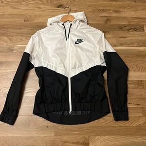 Nike windbreaker